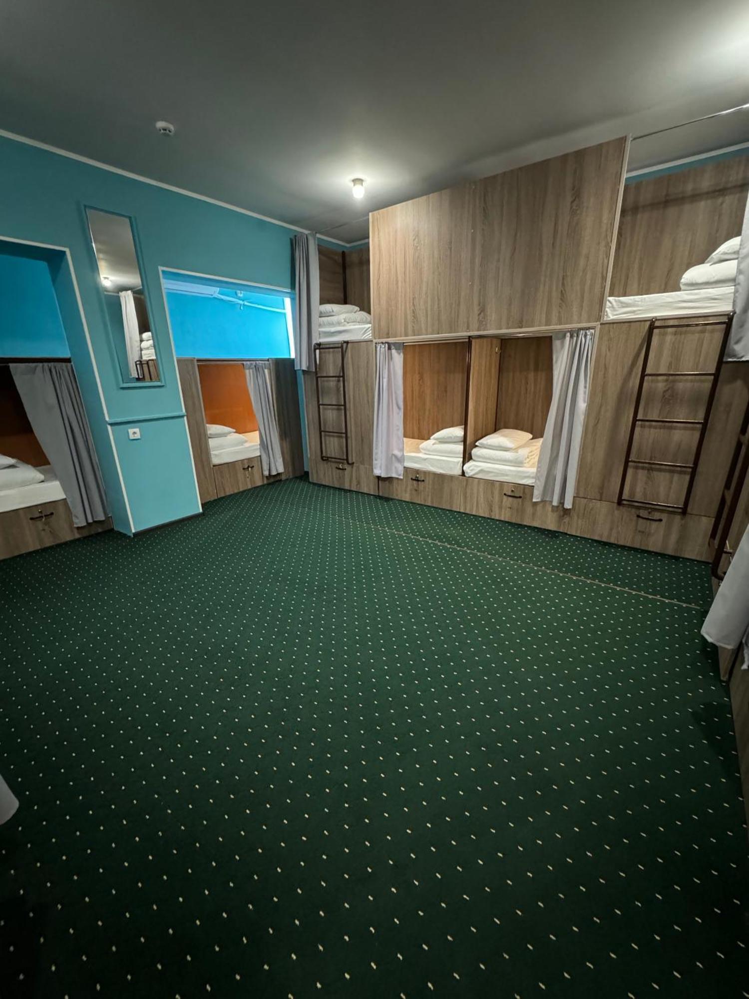 All Eyes Hostel كاميانيتس - بوديلسكيي المظهر الخارجي الصورة